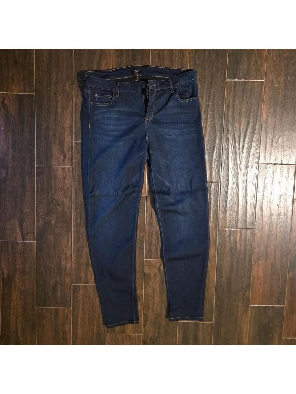 Celebrity Pink Women's Navy and Blue Jeans